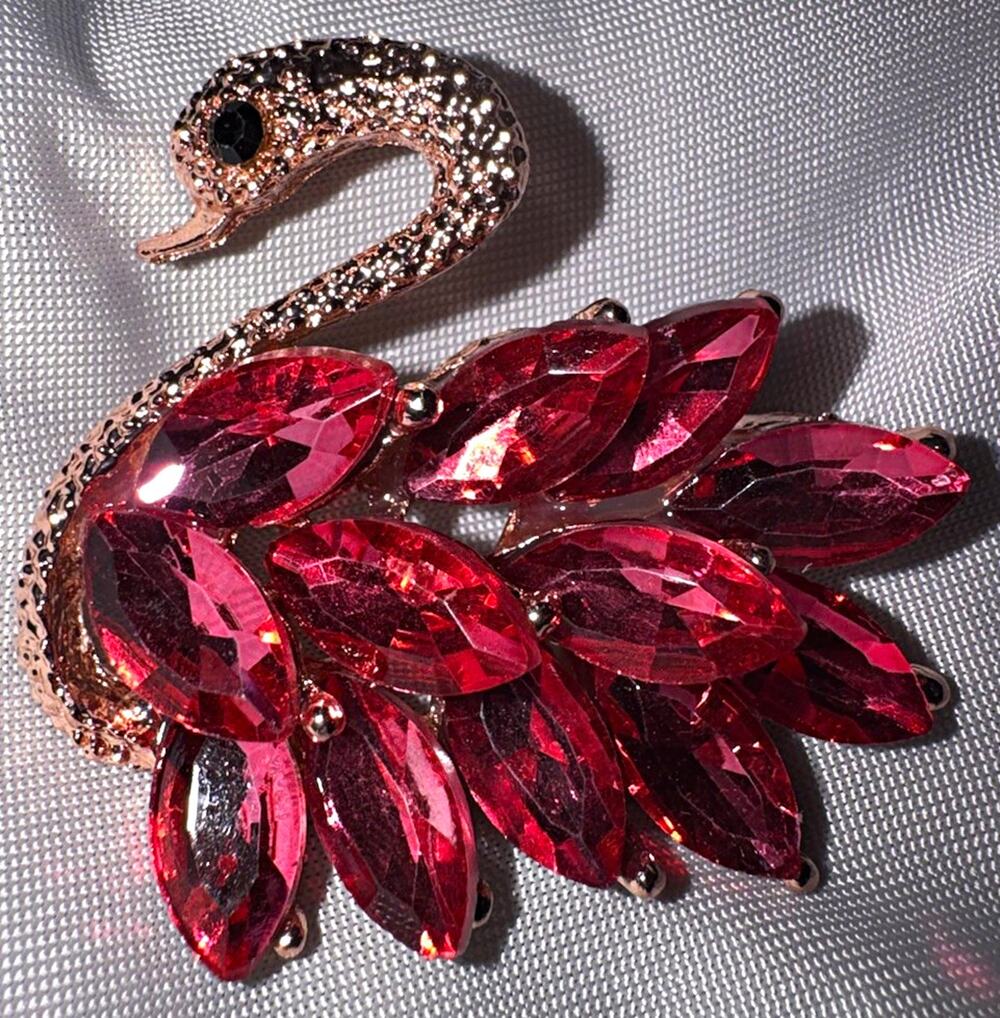 Red Swan Brooch Marquise Rhinestone Rose Gold Tone Bird Statement Jewelry Pin